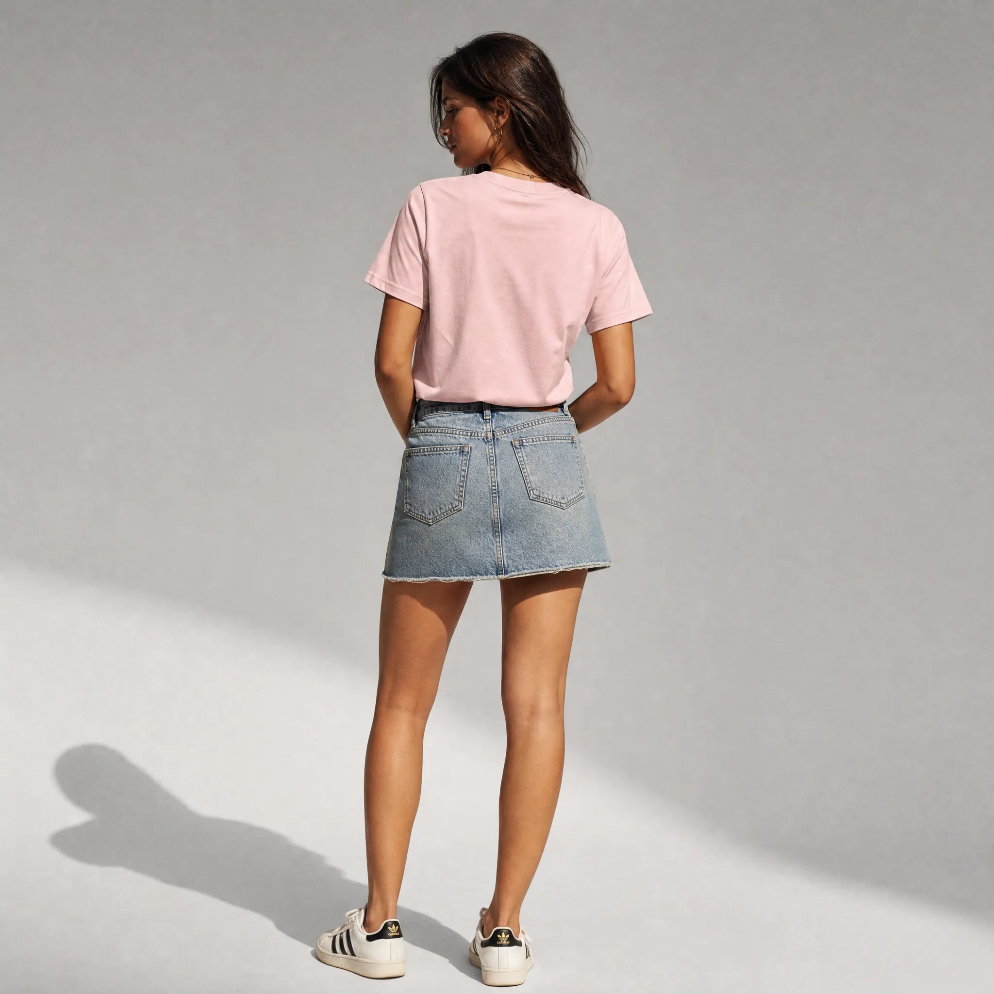 UNISEX T-SHIRT ALEXA REWIND WEEKEND