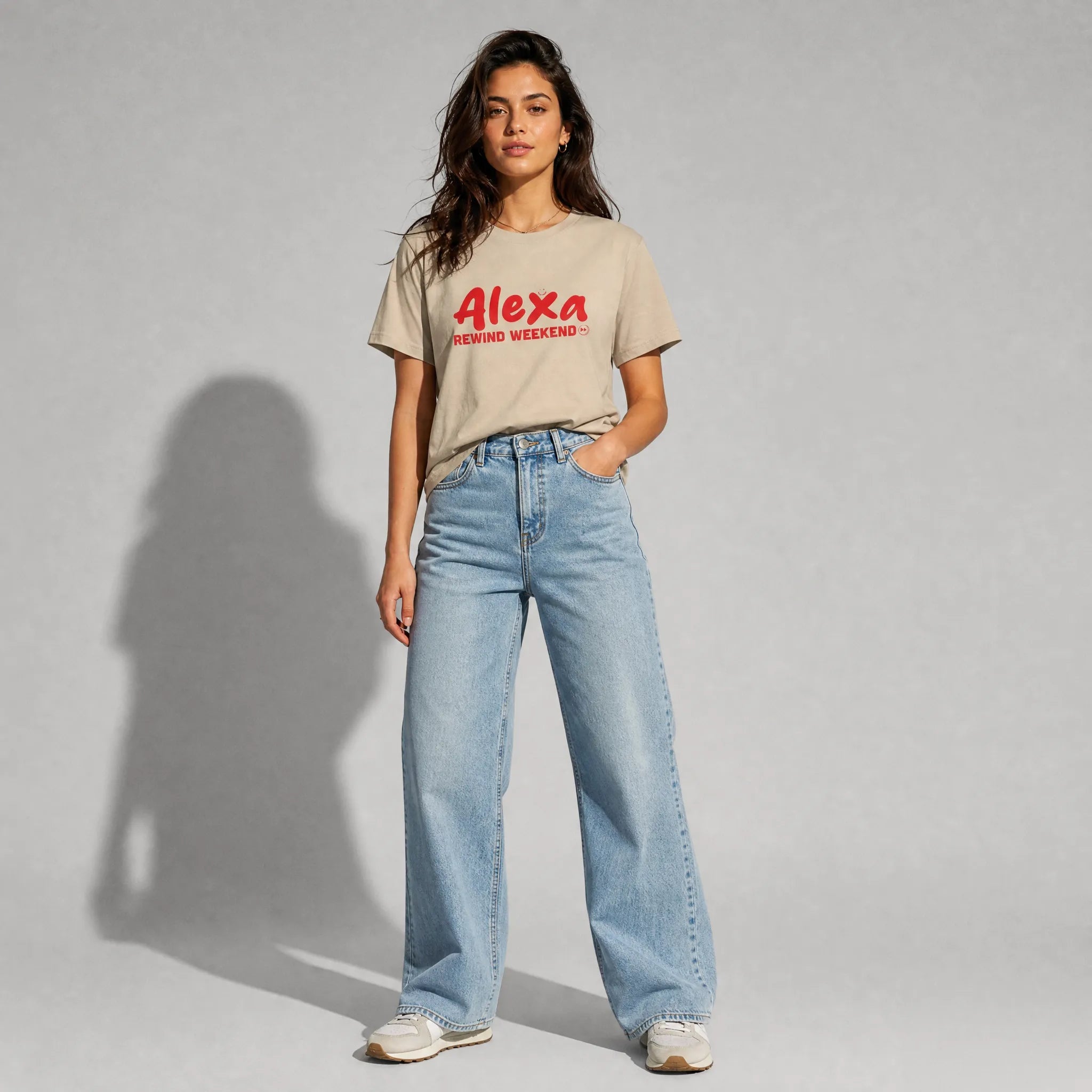 UNISEX T-SHIRT ALEXA REWIND WEEKEND