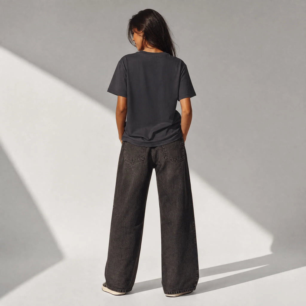 UNISEX T-SHIRT ALLERGIC من الناس "to people"