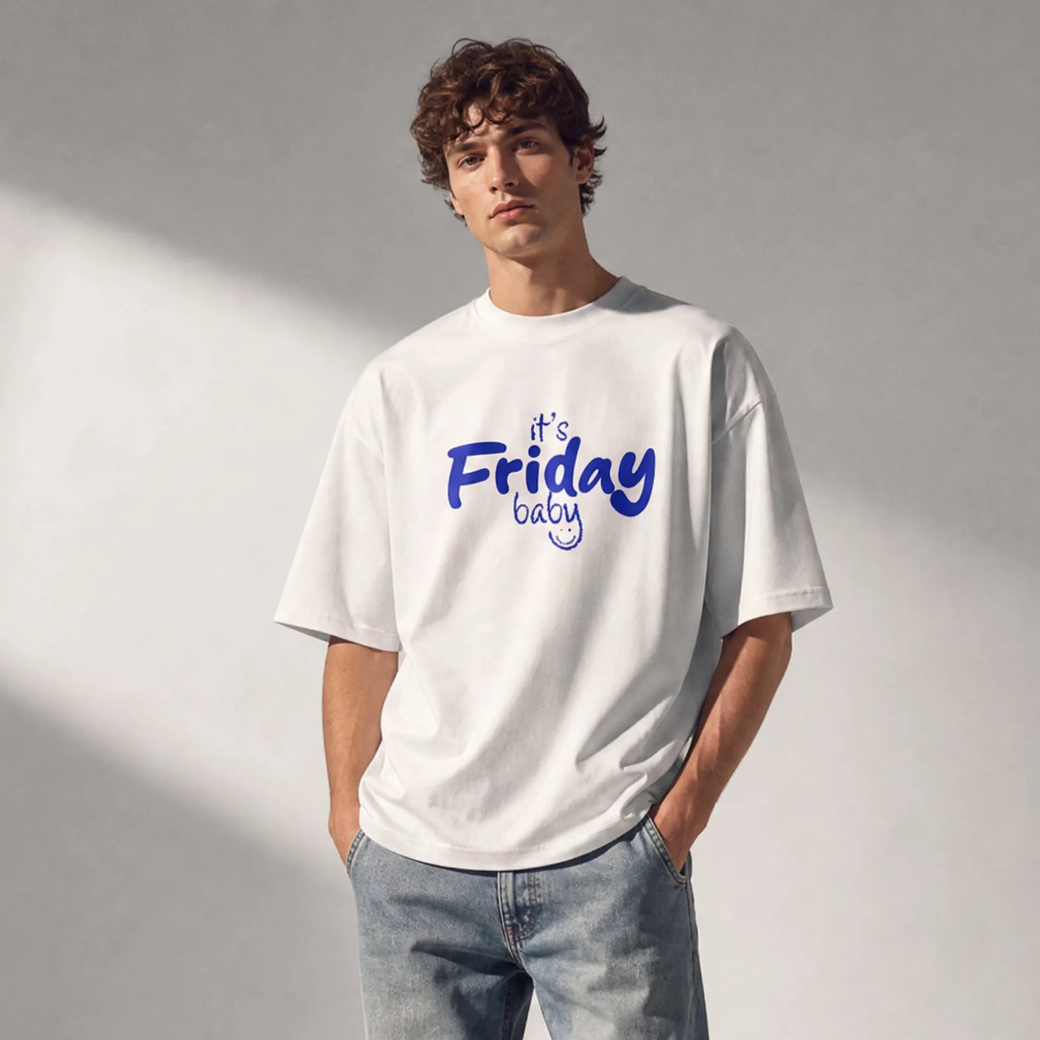 It's Friday baby | Oversize T-shirt