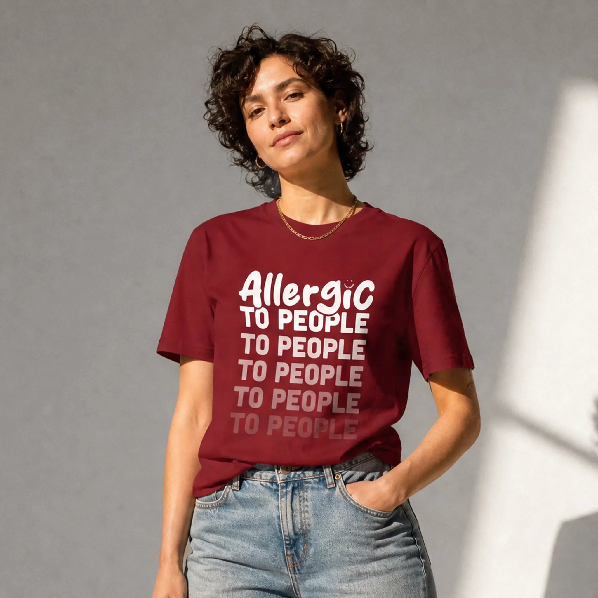 Allergic to people | T-shirt