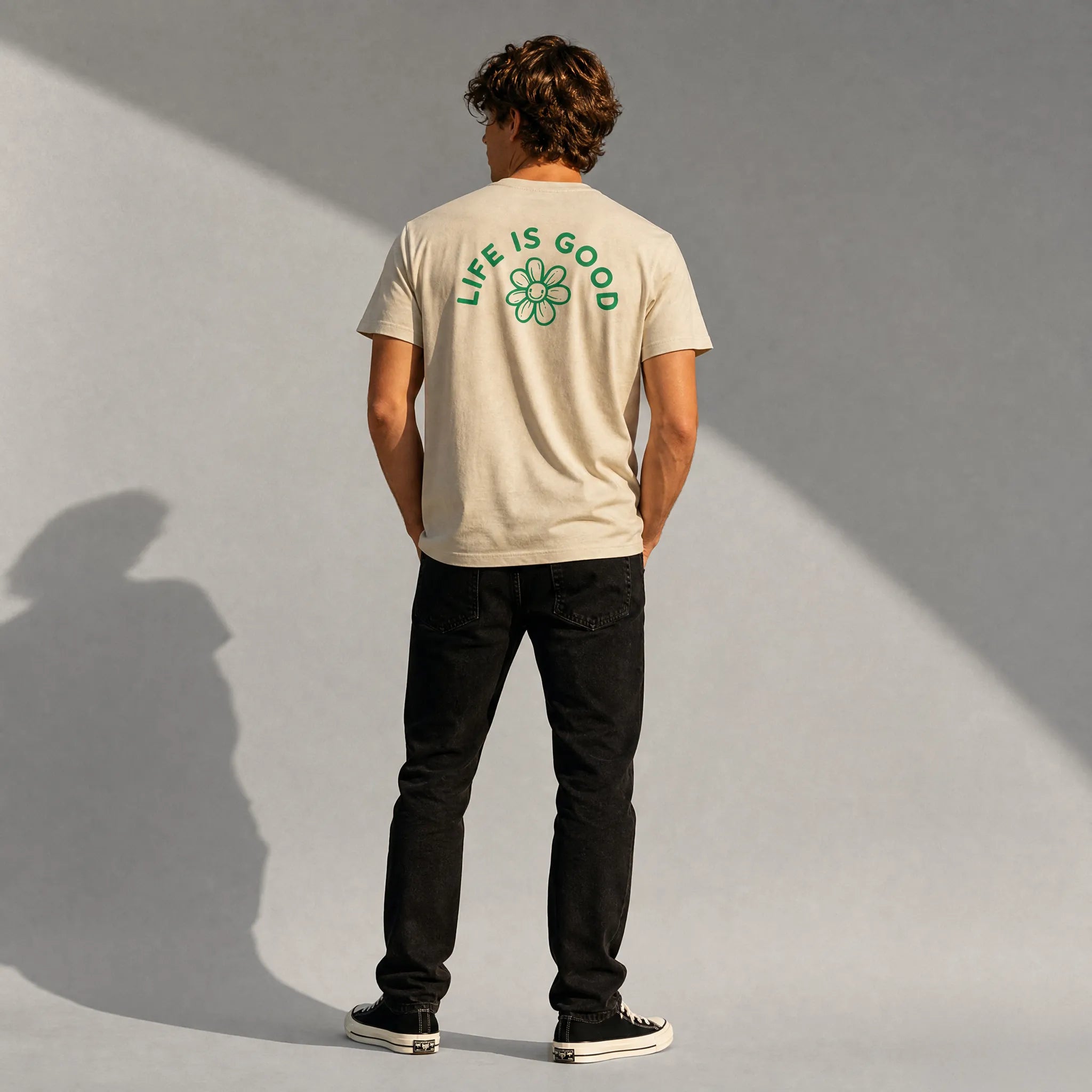UNISEX T-SHIRT LIFE IS GOOD