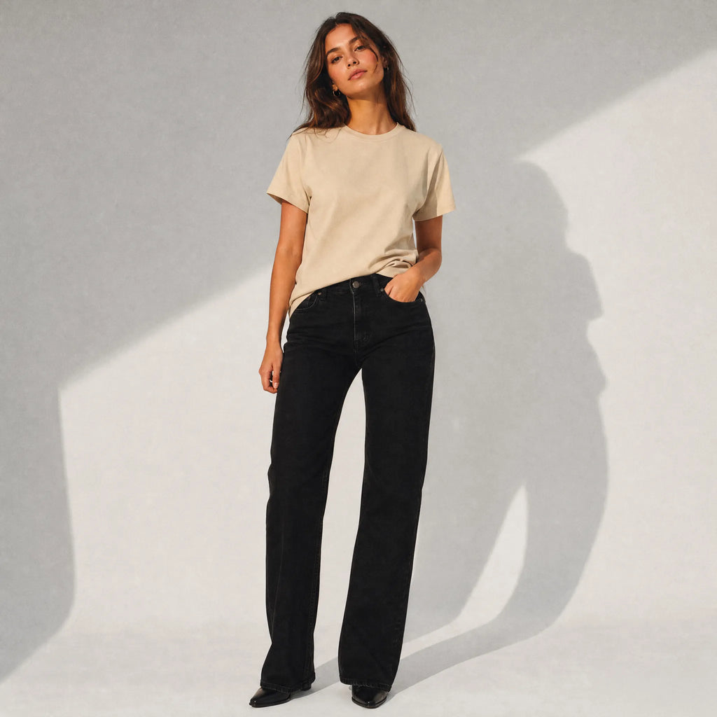 UNISEX T-SHIRT LIFE IS GOOD