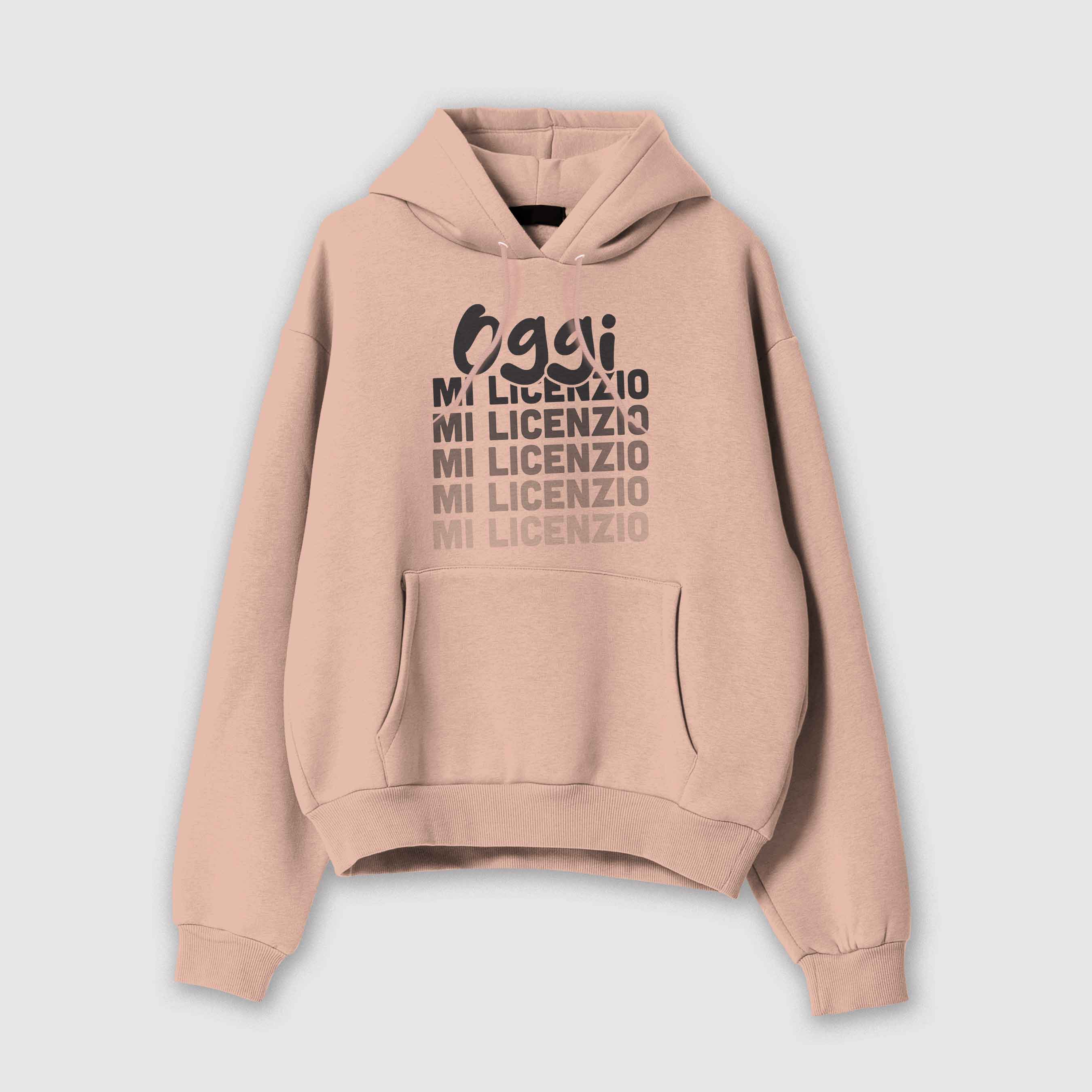 Mockuo fronte felpa donna rosa con cappuccio in cotone organico e scritta nera “Oggi mi licenzio” Totally Random