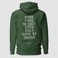 mockup retro felpa unisex verde con cappuccio e scritta bianca sulla schiena even your worst days only have 24 hours - Totally Random®